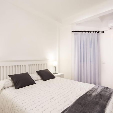 Rentalsevilla Plaza De La Alfalfa Экстерьер фото